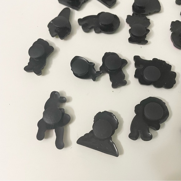 Croc Charms Lot of 34 Hello Kitty Jack Skellington Hulk Halloween SpongeBob - Picture 14 of 16